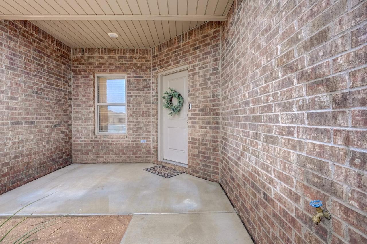 Luxury Lubbock Home Retreat Near Texas Tech Екстериор снимка